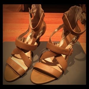 Vince Camuto kitten heels